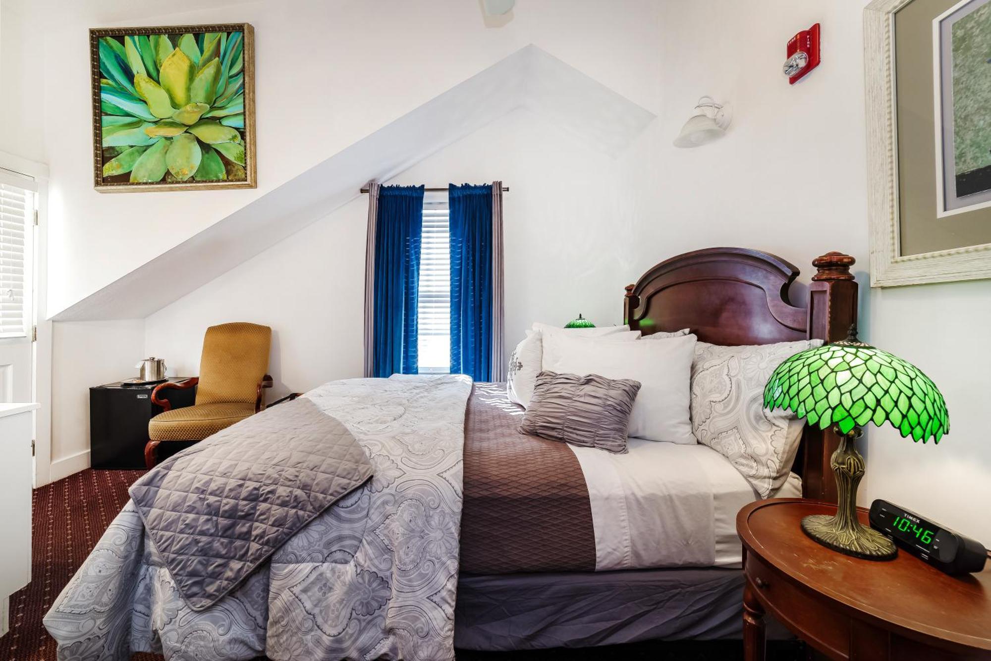 Couette-café Agustin - - Adults Only